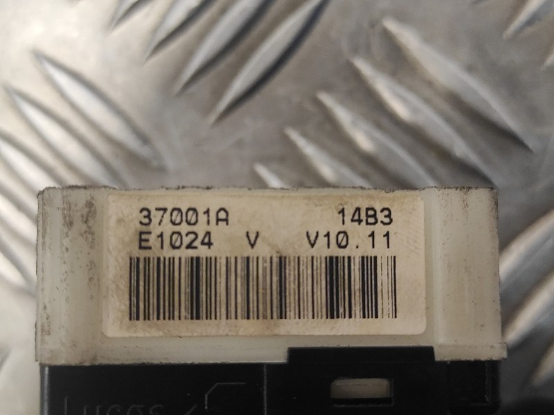 Recambio de mando limpia para renault megane i scenic (ja0) 1.6 referencia OEM IAM 37001A  E1024V