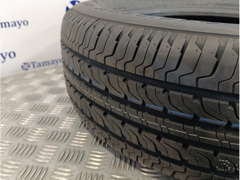 Recambio de neumatico ocasión para » otros... neumaticos giti premium suv px1 referencia OEM IAM 215/65R16 98H  