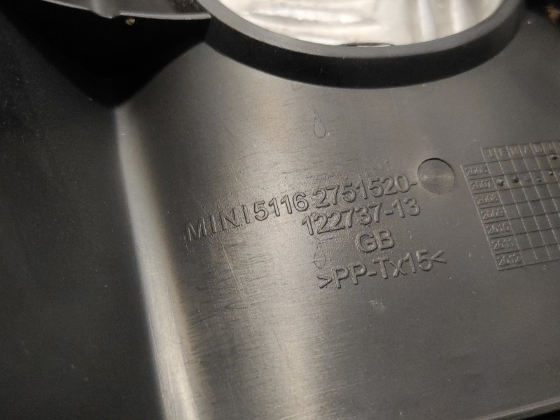 Recambio de consola central para mini mini (r56) 1.4 16v cat referencia OEM IAM 51162751520  