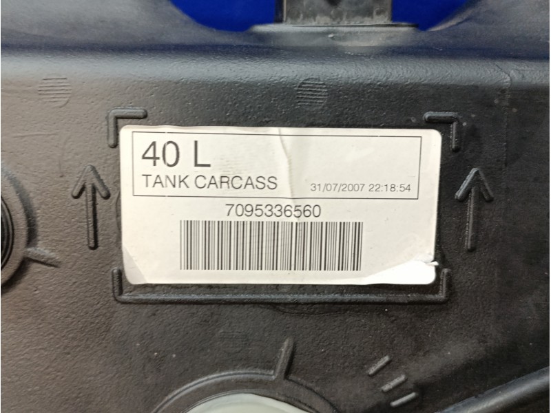 Recambio de deposito combustible para mini mini (r56) 1.4 16v cat referencia OEM IAM 2752310 001001688 2752285