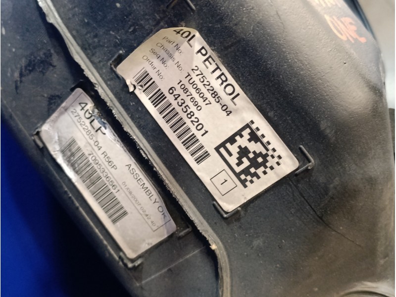 Recambio de deposito combustible para mini mini (r56) 1.4 16v cat referencia OEM IAM 2752310 001001688 2752285