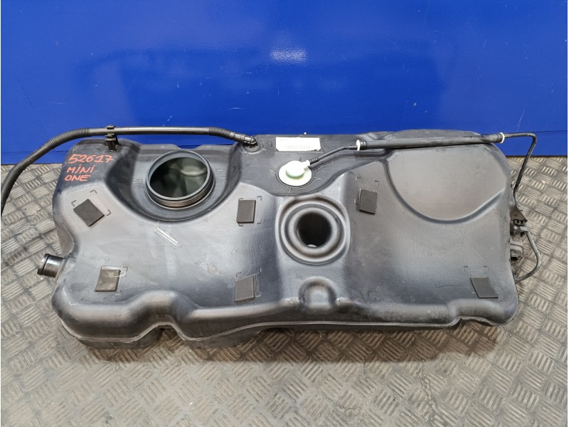 Recambio de deposito combustible para mini mini (r56) 1.4 16v cat referencia OEM IAM 2752310 001001688 2752285