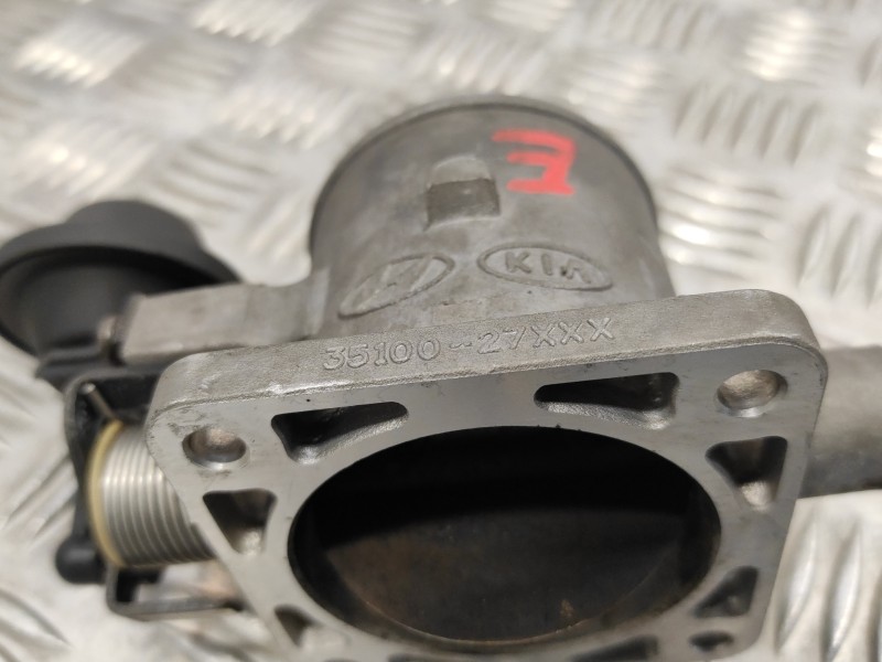 Recambio de caja mariposa para kia carens 2.0 turbodiesel cat referencia OEM IAM 3510027XXX  
