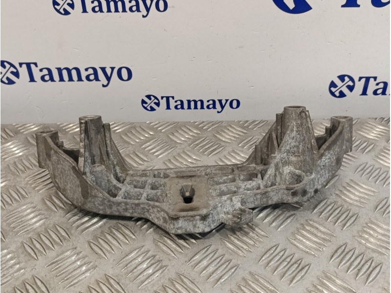 Recambio de soporte motor derecho para mini mini (r56) 1.4 16v cat referencia OEM IAM 22116772032  