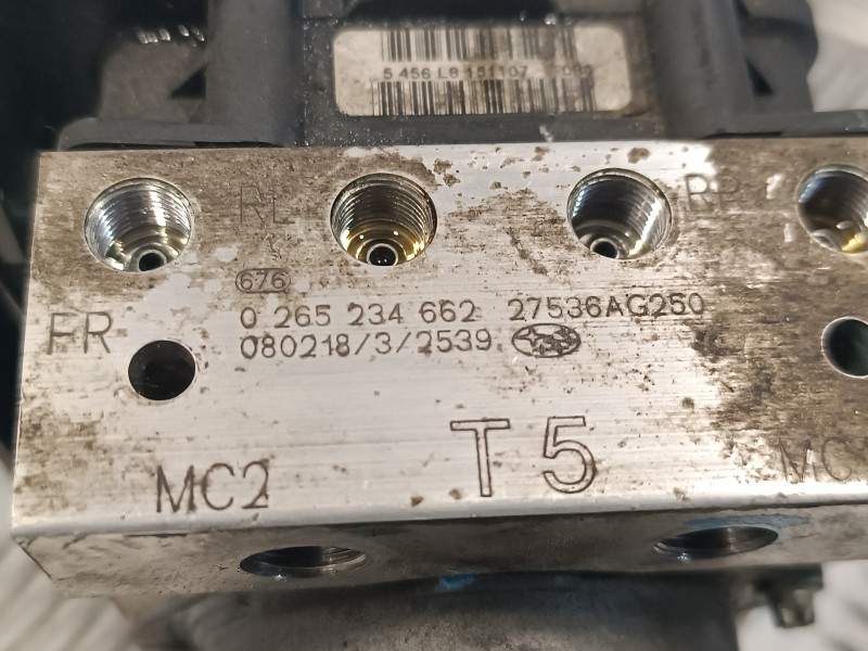 Recambio de abs para subaru legacy berl. b13 (bl) 2.0 cat referencia OEM IAM 0265234662 0265950813 27536AG250