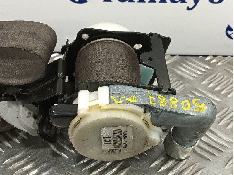 Recambio de cinturon seguridad delantero derecho para kia rio 1.5 crdi referencia OEM IAM 888801G100  
