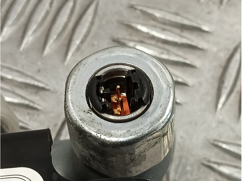 Recambio de cinturon seguridad delantero derecho para kia rio 1.5 crdi referencia OEM IAM 888801G100  