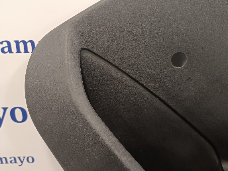 Recambio de guarnecido puerta trasera izquierda para peugeot 208 1.2 12v e-vti referencia OEM IAM 96763547ZD  491100112854