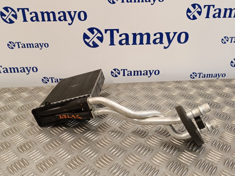 Recambio de radiador calefaccion / aire acondicionado para peugeot 208 1.2 12v e-vti referencia OEM IAM   