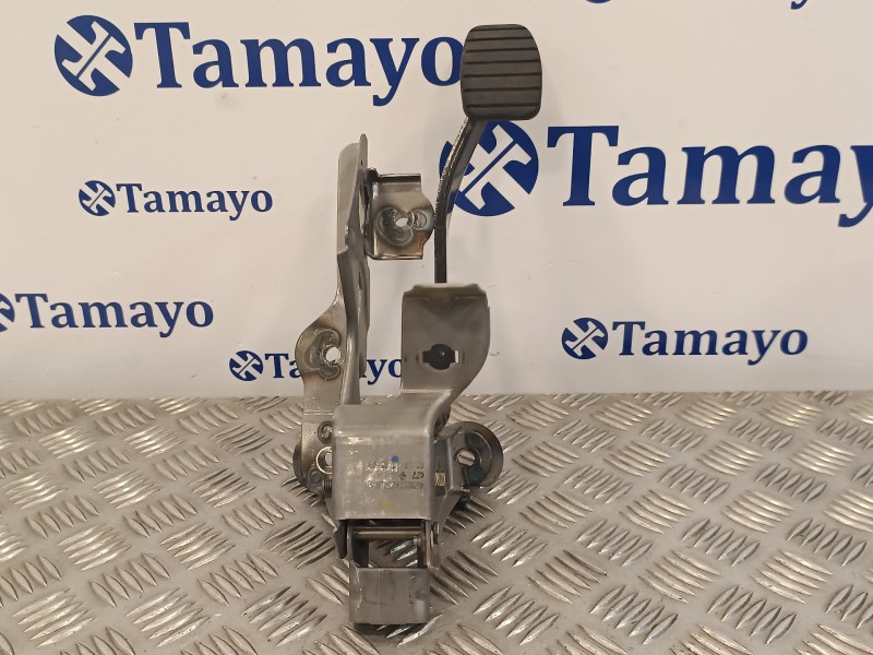 Recambio de pedal freno para renault clio iv 0.9 referencia OEM IAM   
