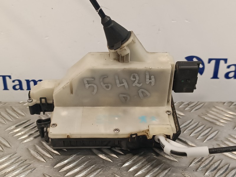 Recambio de cerradura puerta delantera derecha para peugeot 208 1.2 12v e-vti referencia OEM IAM   