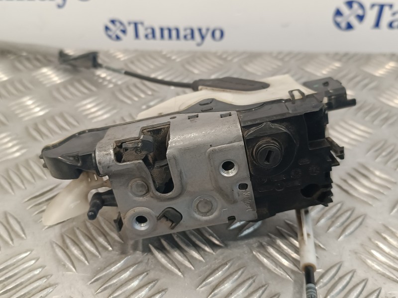 Recambio de cerradura puerta delantera izquierda para peugeot 208 1.2 12v e-vti referencia OEM IAM   