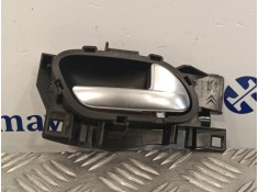 Recambio de maneta interior delantera derecha para peugeot 208 1.2 12v e-vti referencia OEM IAM 96555516VV  