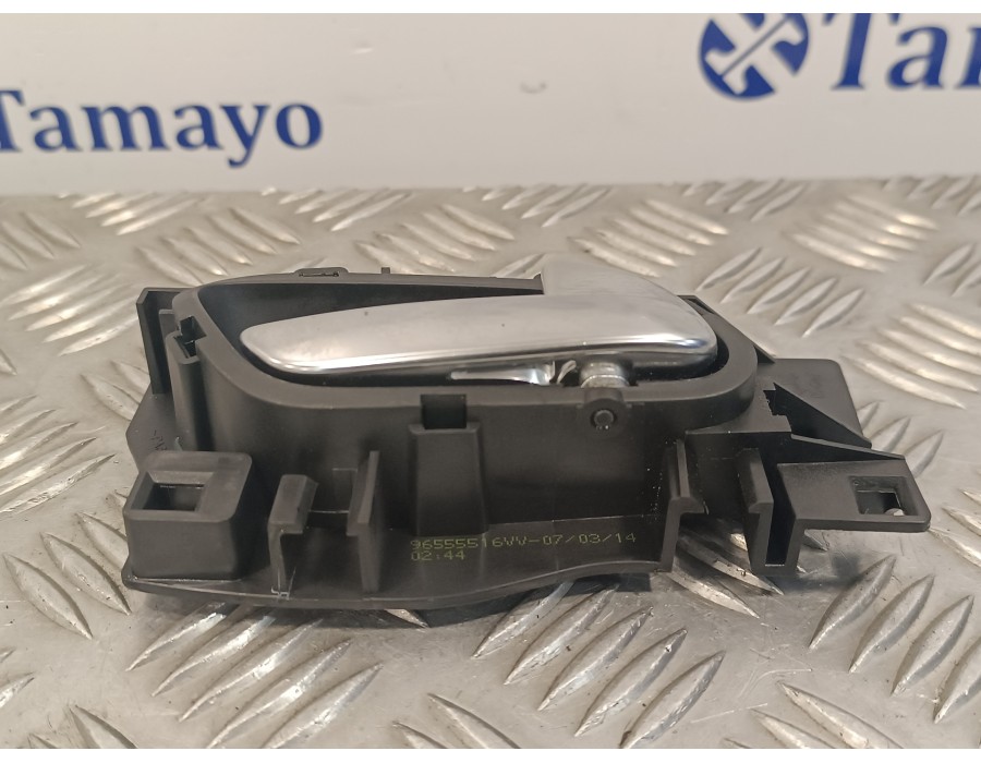Recambio de maneta interior delantera derecha para peugeot 208 1.2 12v e-vti referencia OEM IAM 96555516VV  