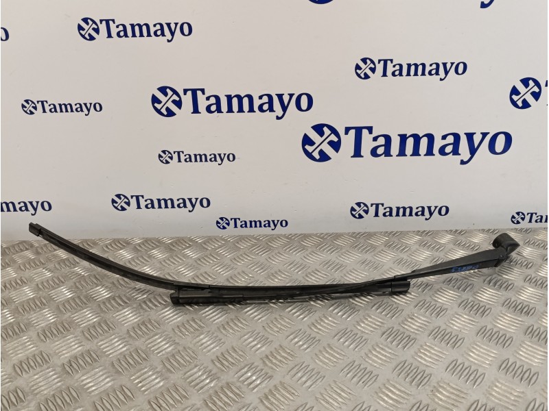 Recambio de brazo limpia delantero derecho para smart fortwo coupe 0.8 cdi referencia OEM IAM A4518200140  