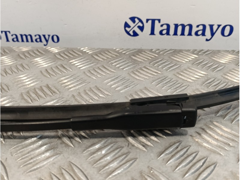 Recambio de brazo limpia delantero derecho para smart fortwo coupe 0.8 cdi referencia OEM IAM A4518200140  