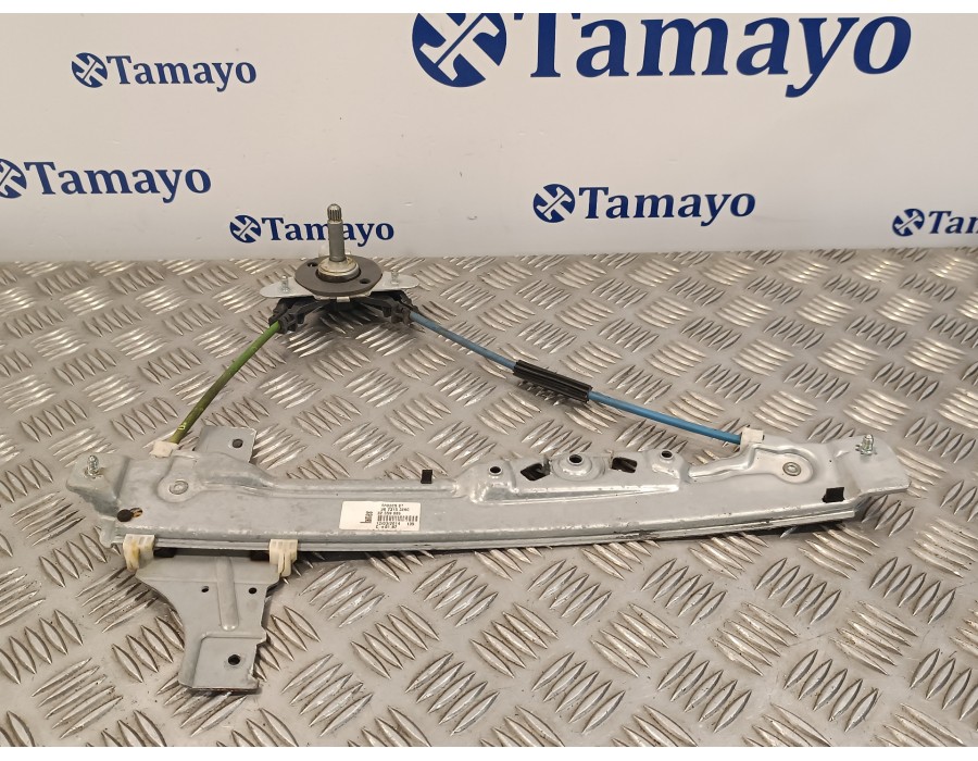 Recambio de elevalunas trasero derecho para peugeot 208 1.2 12v e-vti referencia OEM IAM 9673153880 32559000 A002C501