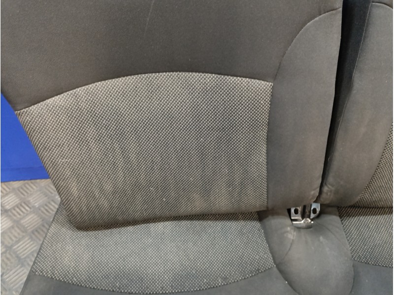 Recambio de asientos traseros para mini mini (r56) 1.4 16v cat referencia OEM IAM 52202751618  1387331
