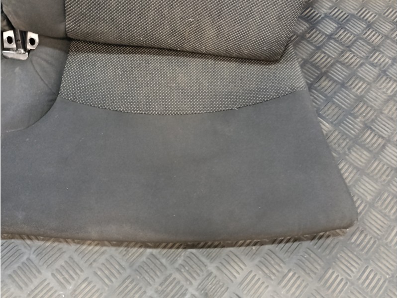 Recambio de asientos traseros para mini mini (r56) 1.4 16v cat referencia OEM IAM 52202751618  1387331