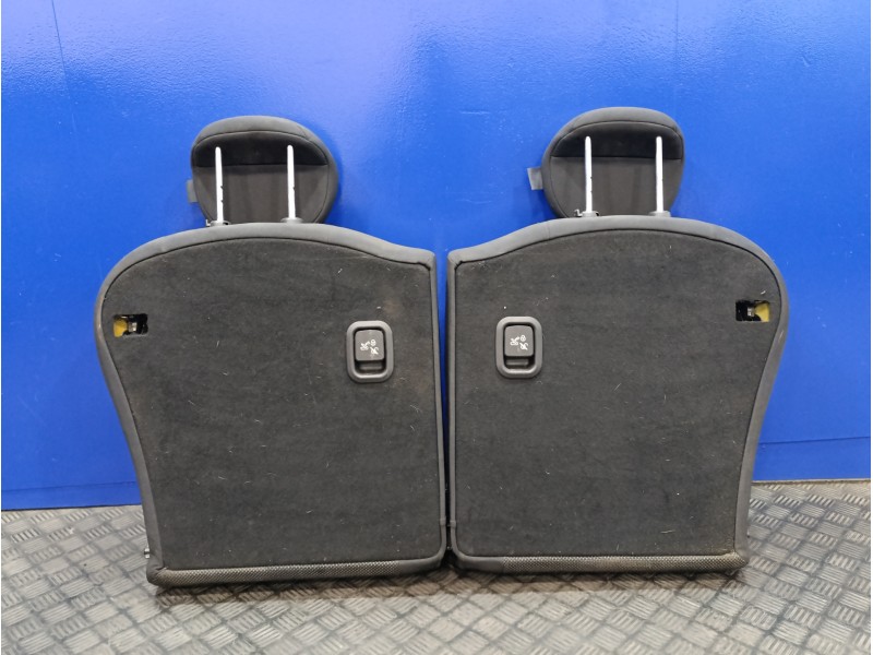 Recambio de asientos traseros para mini mini (r56) 1.4 16v cat referencia OEM IAM 52202751618  1387331