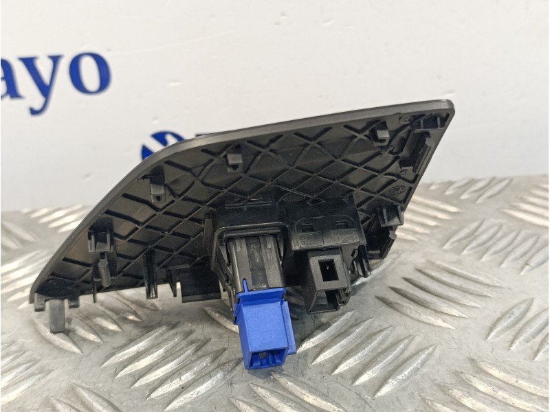 Recambio de warning para volkswagen polo 1.0 tsi referencia OEM IAM 2G0953509KQ  2G1919225RDY