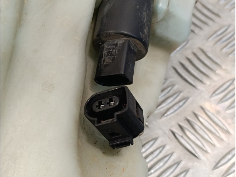 Recambio de deposito limpia para volkswagen touareg (7l6) 2.5 tdi dpf referencia OEM IAM 7L0955453F  