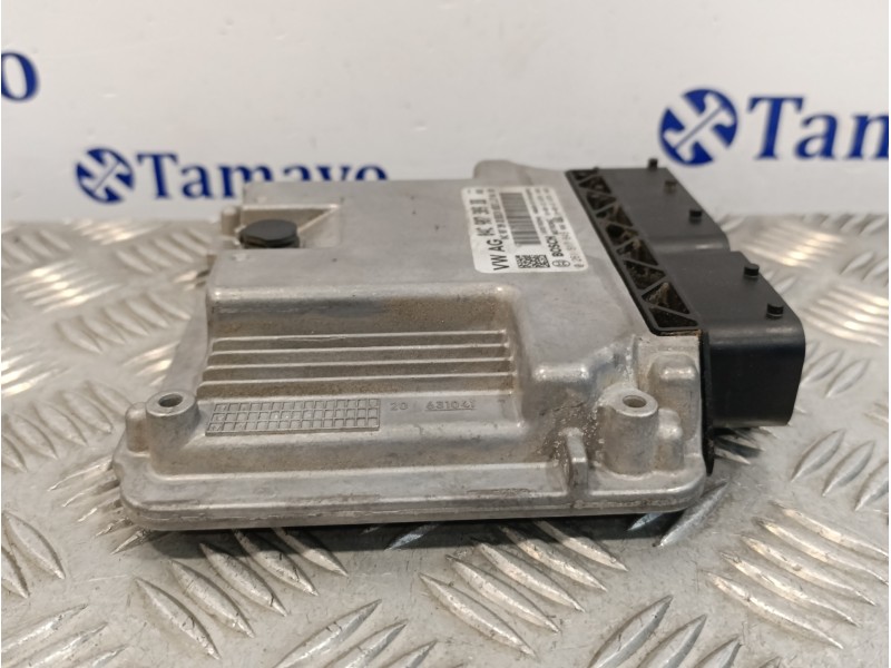 Recambio de centralita motor uce para volkswagen polo 1.0 tsi referencia OEM IAM 0261S17849 MED17127 04C907309BB