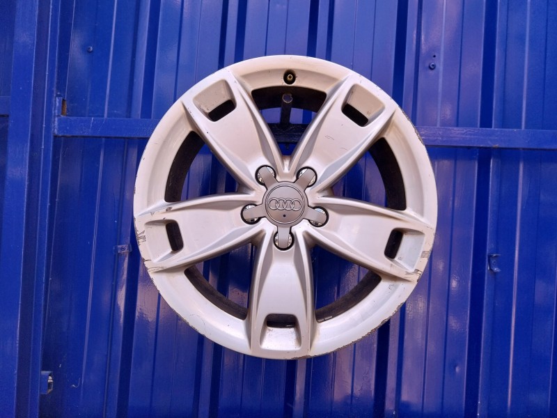 Recambio de llanta para audi a3 (8p) 2.0 tdi referencia OEM IAM 8P0601025BL  