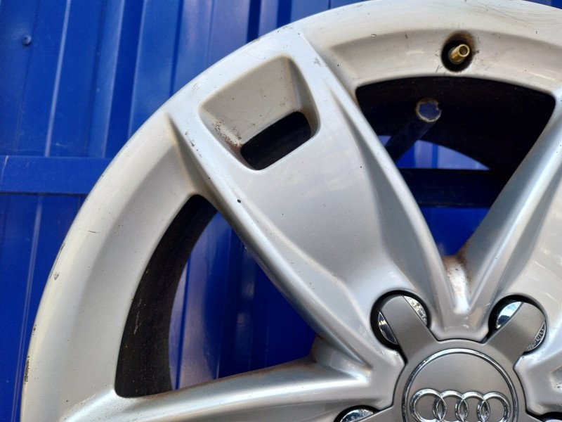 Recambio de llanta para audi a3 (8p) 2.0 tdi referencia OEM IAM 8P0601025BL  