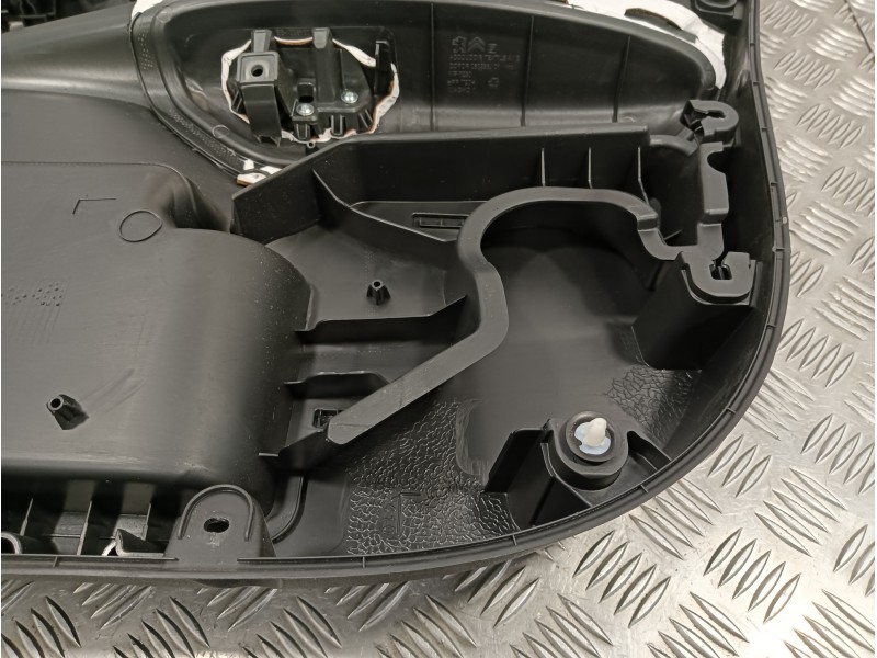 Recambio de guarnecido puerta delantera izquierda para citroën c-elysée referencia OEM IAM 96783675ZD  9675410577