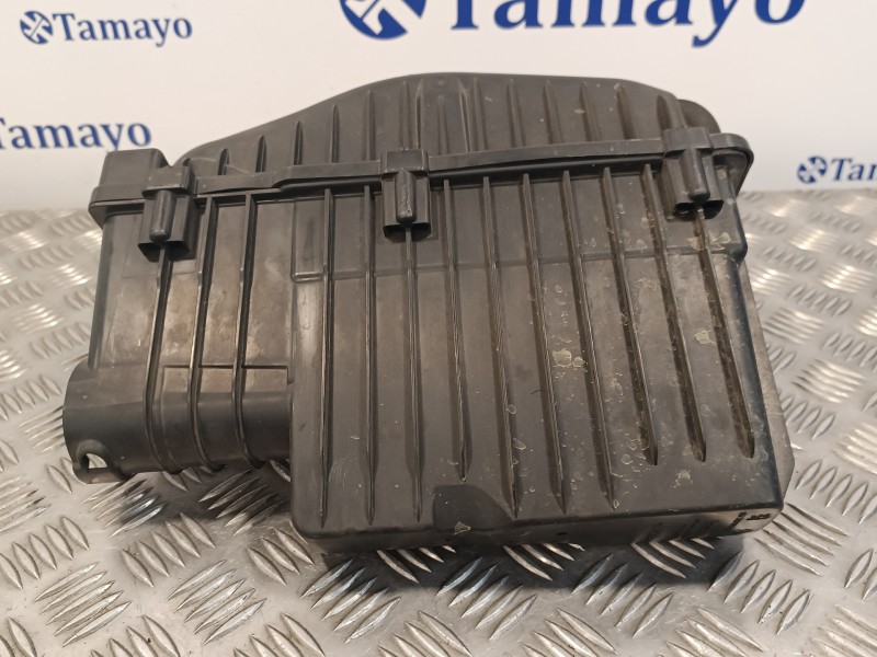 Recambio de carcasa filtro aire para peugeot 208 1.2 12v e-vti referencia OEM IAM 9670851880  