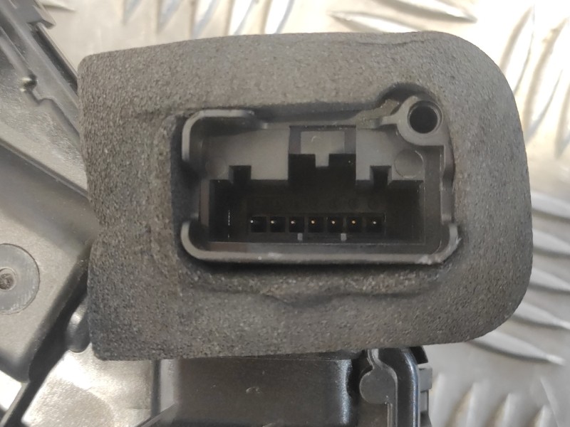 Recambio de cerradura puerta delantera derecha para seat ibiza (kj1) 1.0 tsi referencia OEM IAM B6C5TB837016C  A046465