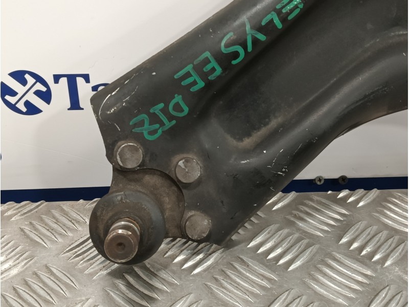 Recambio de brazo suspension inferior delantero izquierdo para citroën c-elysée referencia OEM IAM   