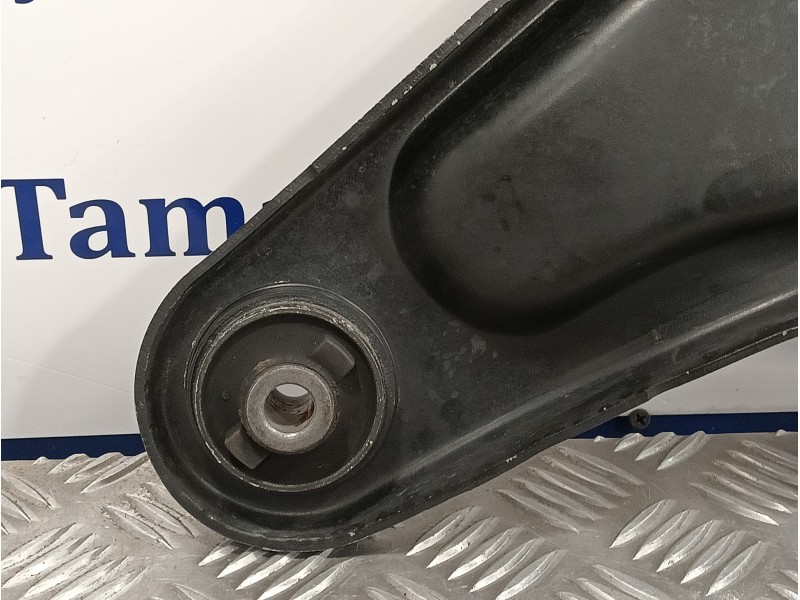 Recambio de brazo suspension inferior delantero izquierdo para citroën c-elysée referencia OEM IAM   