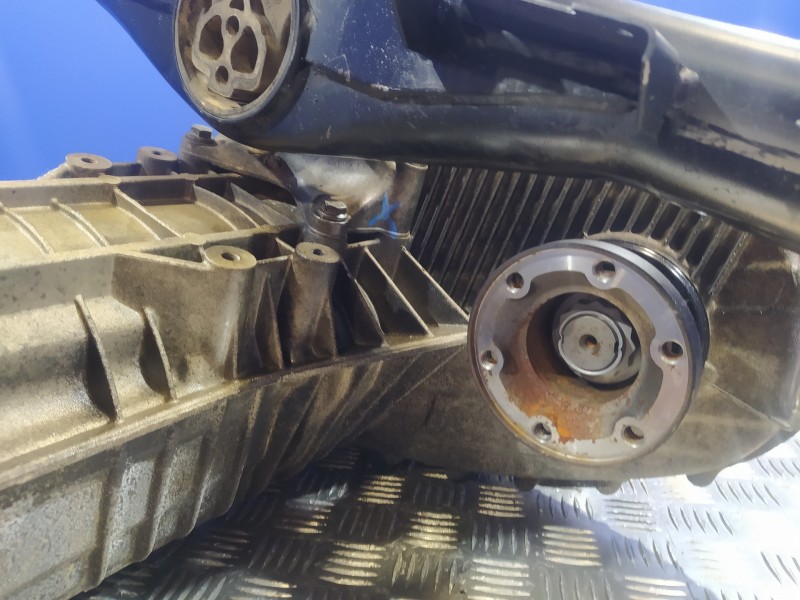 Recambio de caja transfer para volkswagen touareg (7l6) 2.5 tdi dpf referencia OEM IAM 0AD341011E  