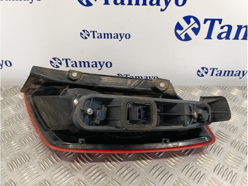 Recambio de piloto trasero izquierdo para fiat grande punto (199) 1.4 cat referencia OEM IAM 27460102  51701589