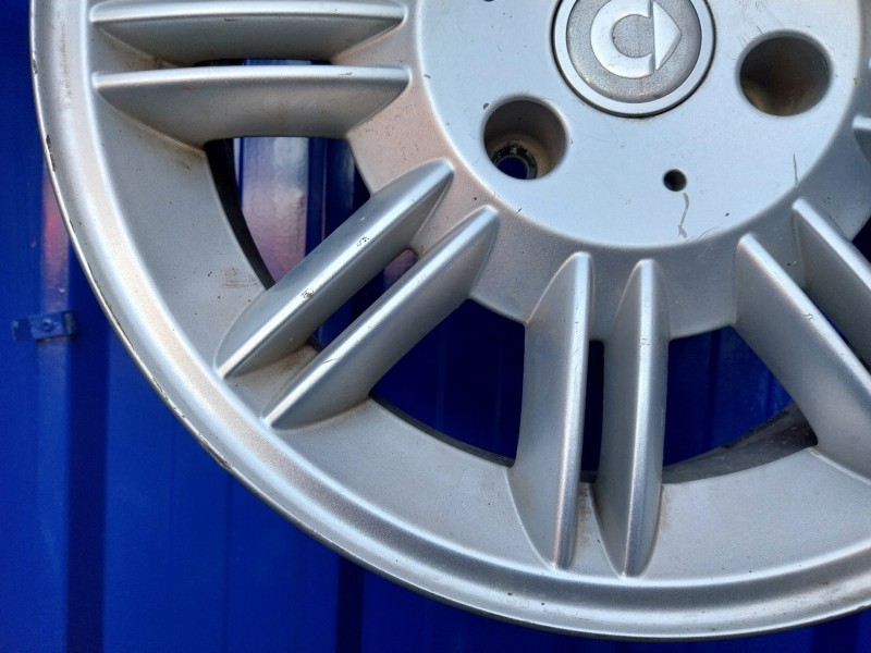 Recambio de llanta para smart fortwo coupe 0.7 referencia OEM IAM 0007941V001  