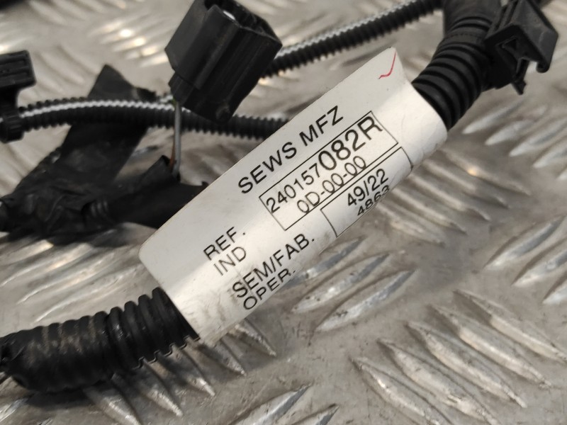 Recambio de cable para renault clio v 1.0 tce referencia OEM IAM 240157082R  