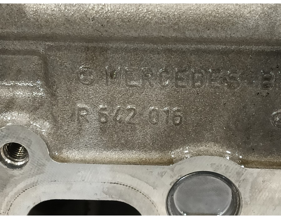 Recambio de culata para mercedes-benz clase e (w212) lim. 3.0 cdi cat referencia OEM IAM R6420165  A6420109720