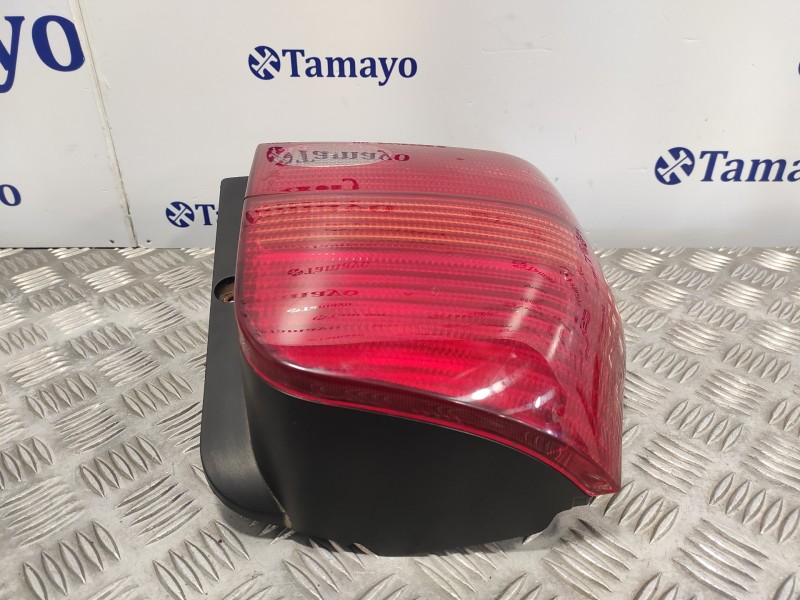 Recambio de piloto trasero izquierdo para volkswagen lupo (6x1/6e1) 1.4 16v referencia OEM IAM 38030748  