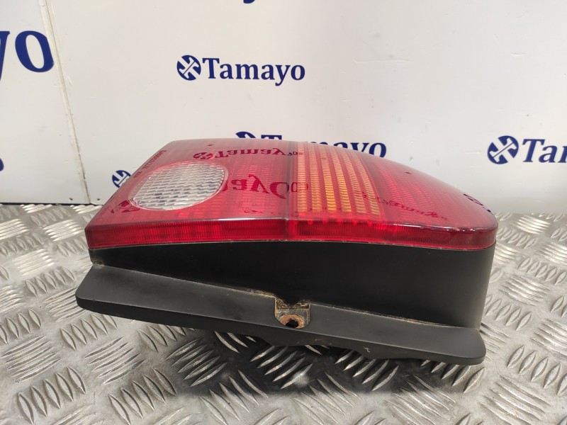 Recambio de piloto trasero izquierdo para volkswagen lupo (6x1/6e1) 1.4 16v referencia OEM IAM 38030748  