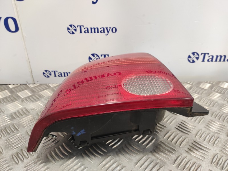 Recambio de piloto trasero izquierdo para volkswagen lupo (6x1/6e1) 1.4 16v referencia OEM IAM 38030748  