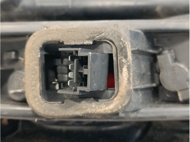 Recambio de piloto trasero derecho para fiat grande punto (199) 1.4 cat referencia OEM IAM 27460202  51701590