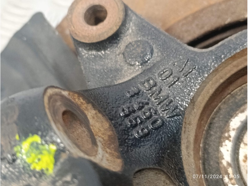 Recambio de mangueta delantera derecha para bmw x3 (e83) 2.0 turbodiesel cat referencia OEM IAM 3450559  