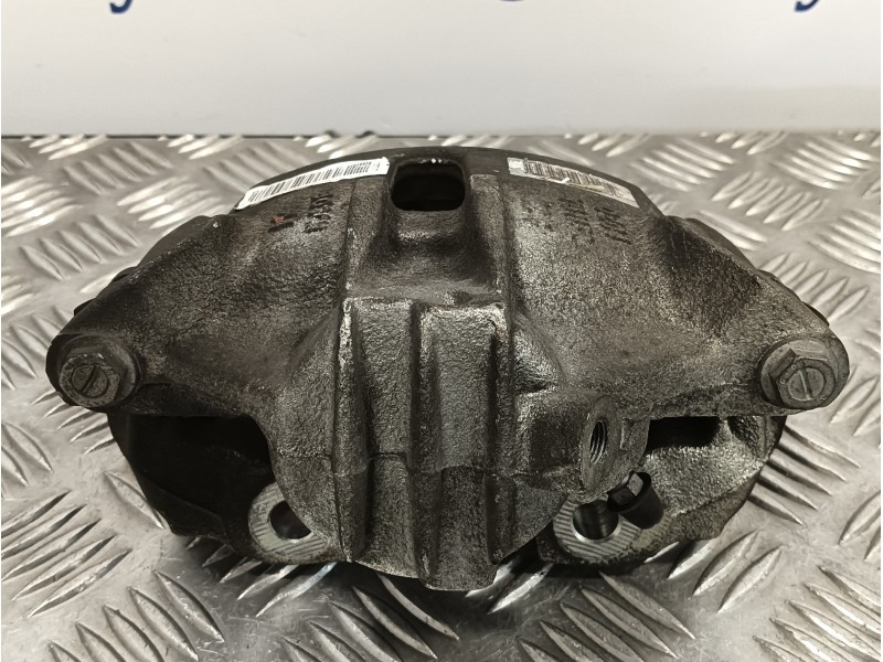Recambio de pinza freno delantera derecha para citroën c-elysée 1.6 hdi fap referencia OEM IAM Y01132  