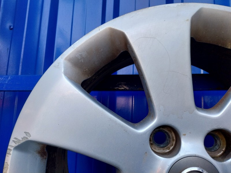 Recambio de llanta para opel insignia berlina 2.0 cdti cat referencia OEM IAM 13235010  