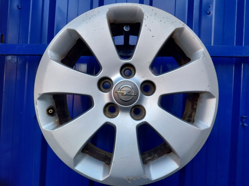 Recambio de llanta para opel insignia berlina 2.0 cdti cat referencia OEM IAM 13235010  