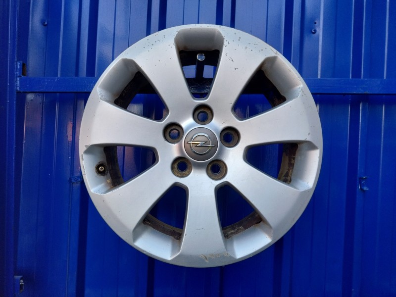 Recambio de llanta para opel insignia berlina 2.0 cdti cat referencia OEM IAM 13235010  