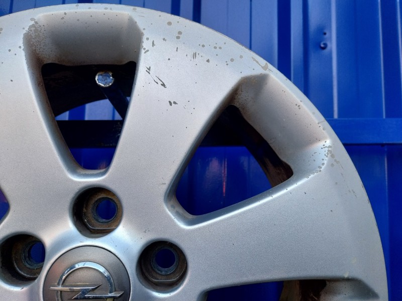 Recambio de llanta para opel insignia berlina 2.0 cdti cat referencia OEM IAM 13235010  