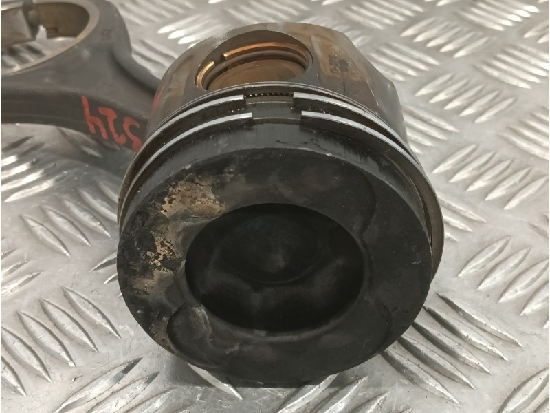 Recambio de biela para mercedes-benz clase e (w212) lim. 3.0 cdi cat referencia OEM IAM 8370B  